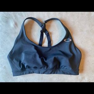 Oakley, Sports Bra, Black, Like New